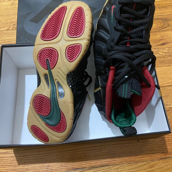 nike foamposite gucci black